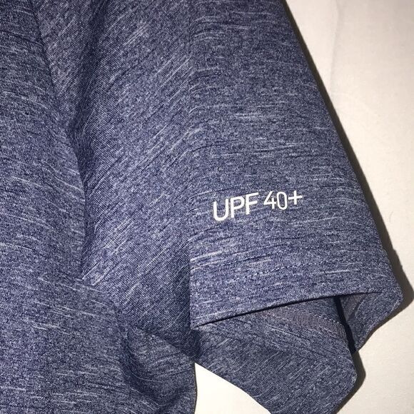 Nike Swim Dri-Fit Men's UPF 40+ Short Sleeve Gray Swim Top T-Shirt Size S NWOT - Picture 4 of 8